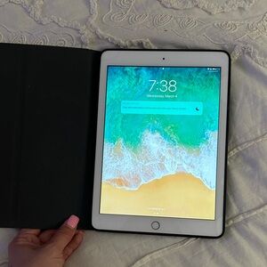 Apple 5th generation iPad